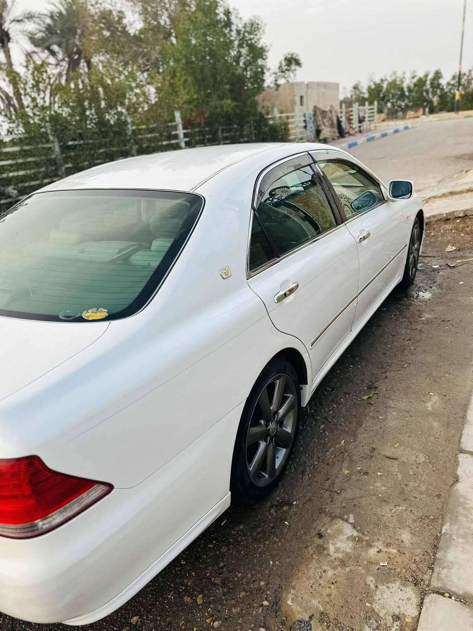 سياره شاهينه مديل 2005سياره كفال من كص وضربه  سعره60بيه مجال الطيبين رقم***********
