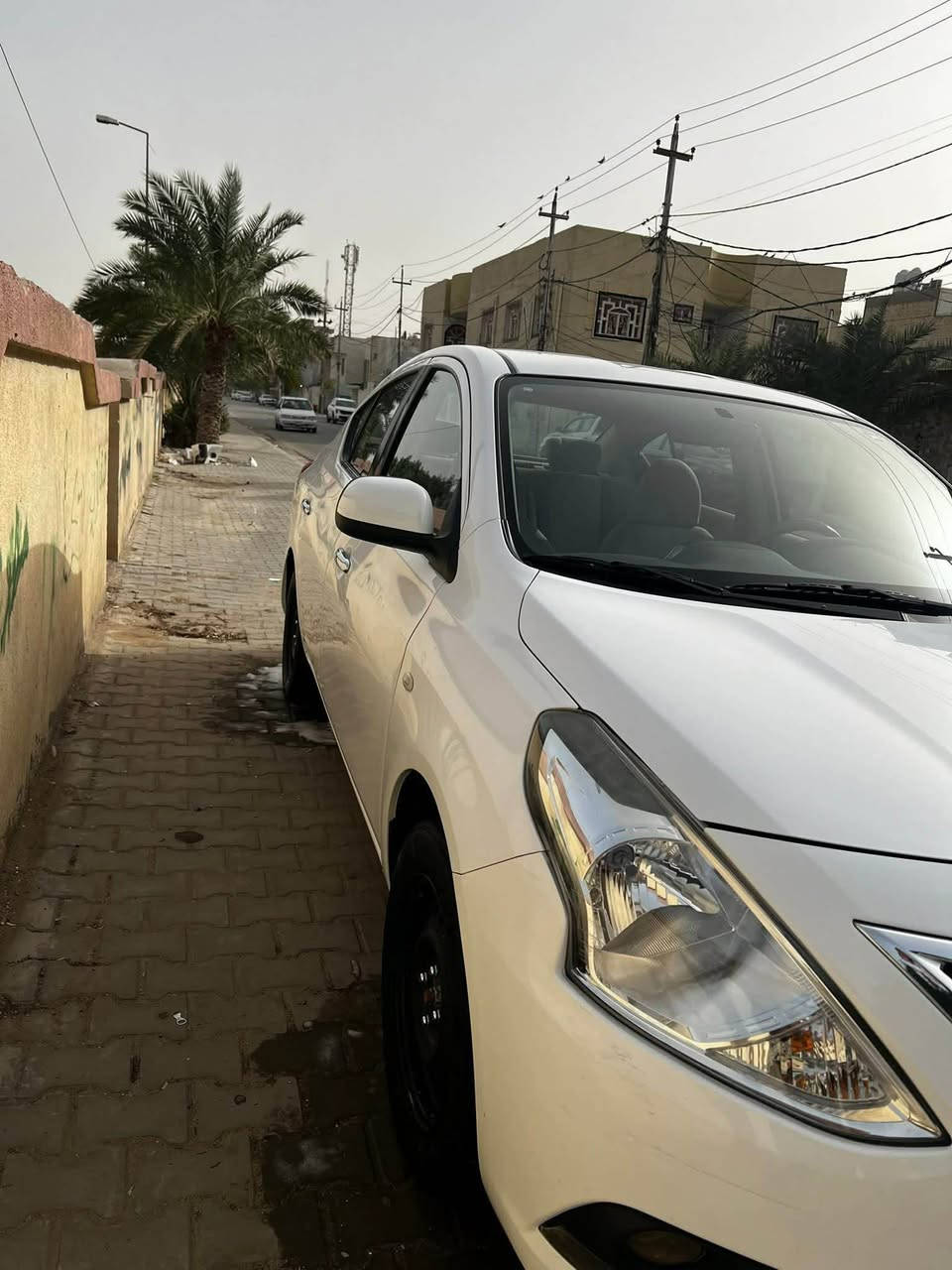 السلام عليكم سني موديل 22 هندي بليته زركه ماشيه ٧٥ ك بي بارد بل جاملغ الخلفي قليل 
لاستفسار الاتصال *********** النجف, العراق
