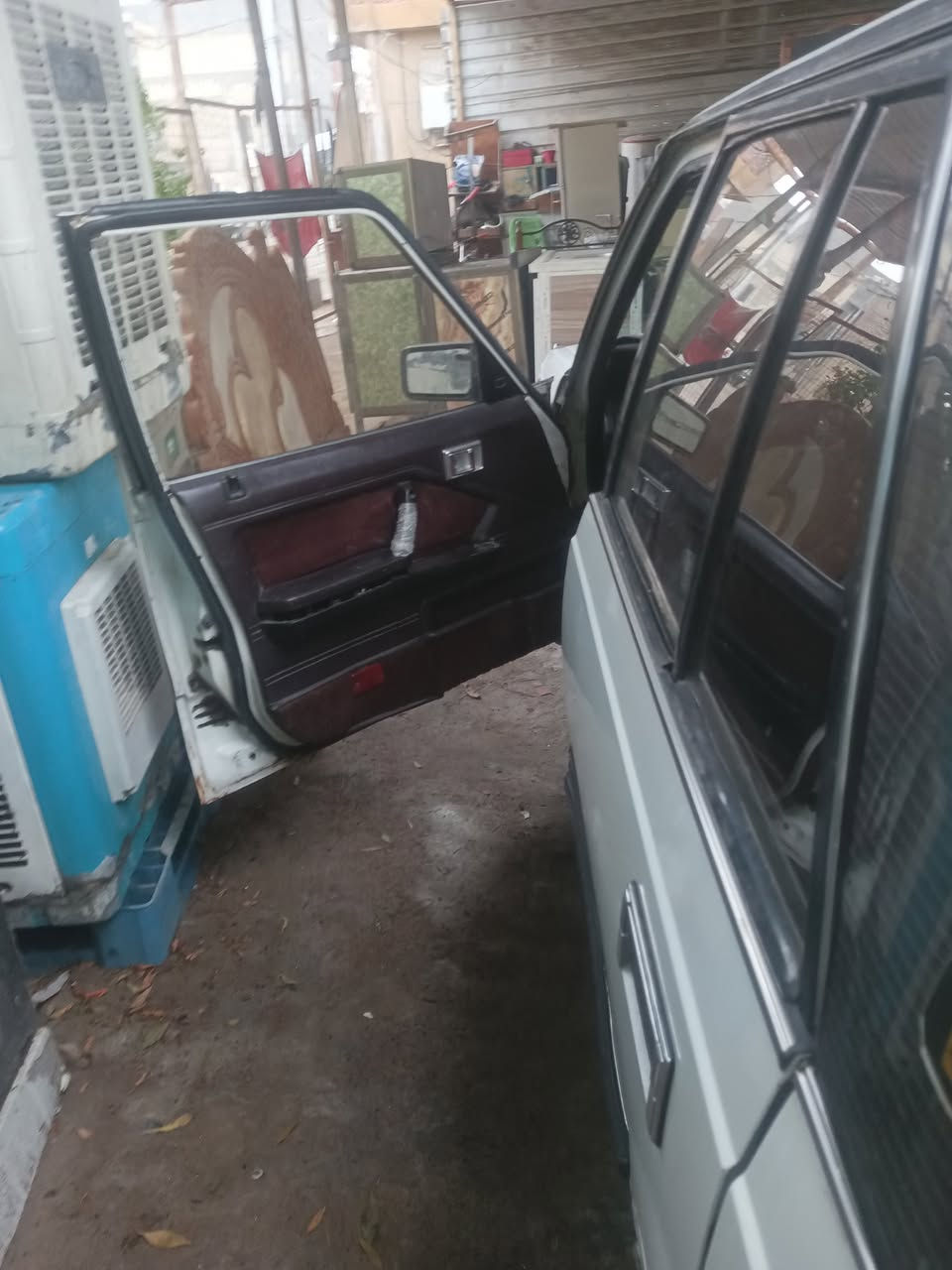 سوبر 1985 محرك بطة2.500رقمهة بغداد كهربائيات وتبريد  شغالة الاستفسار*********** السعر50$
