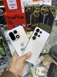 S25 الترا ذاكرة 1 تيرا  استخدام قليل جدا  ضمان عين الفهد  الضمان لغاية...