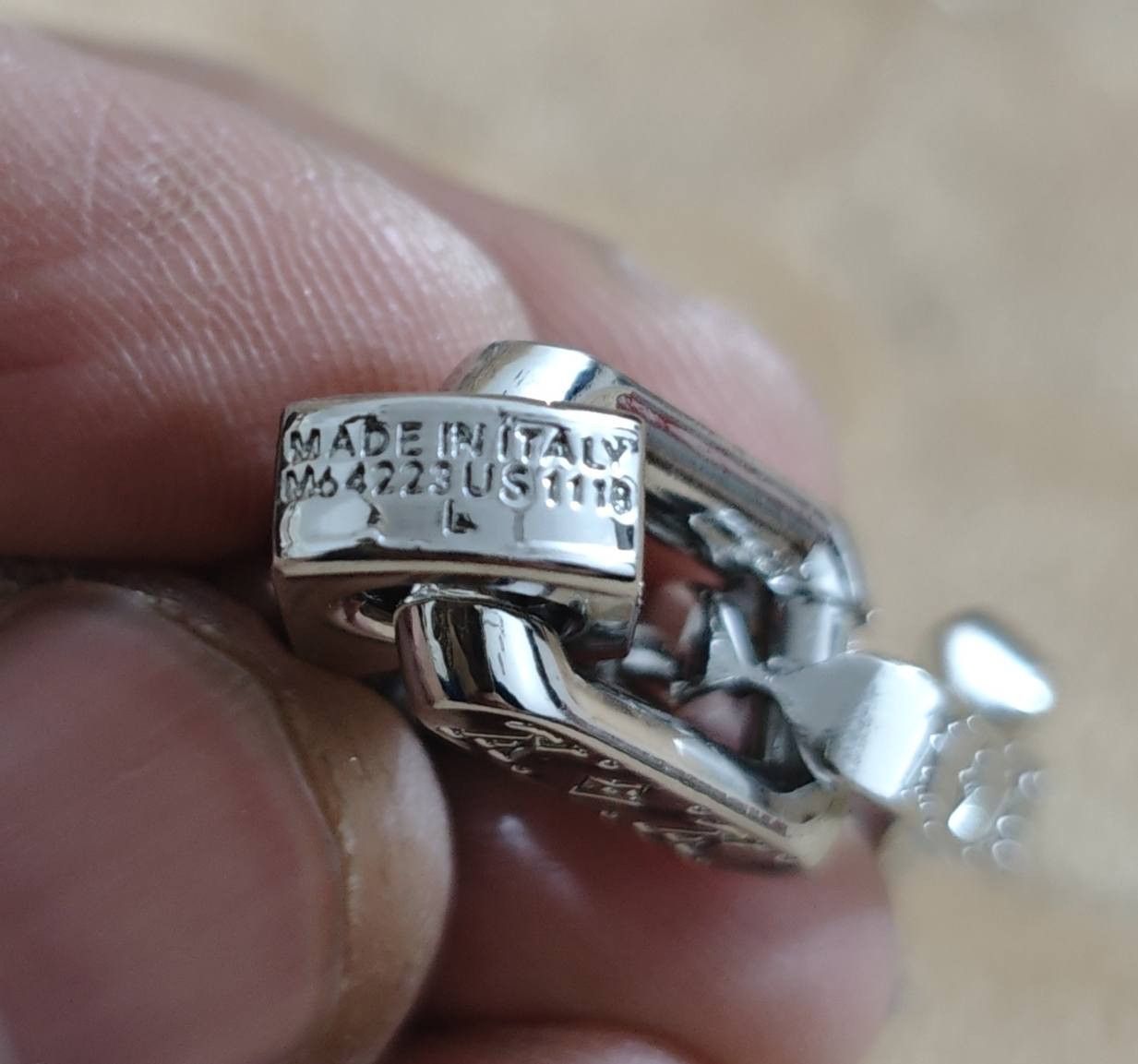 سوار لويز فيتون مختوم
صناعة ايطالية اعلى سعر ابيع


**إذا كنت صاحب هذا الإعلان وتريد حذفه لأي سبب، رجاءا أرسل رسالة إلى الدعم الفني**