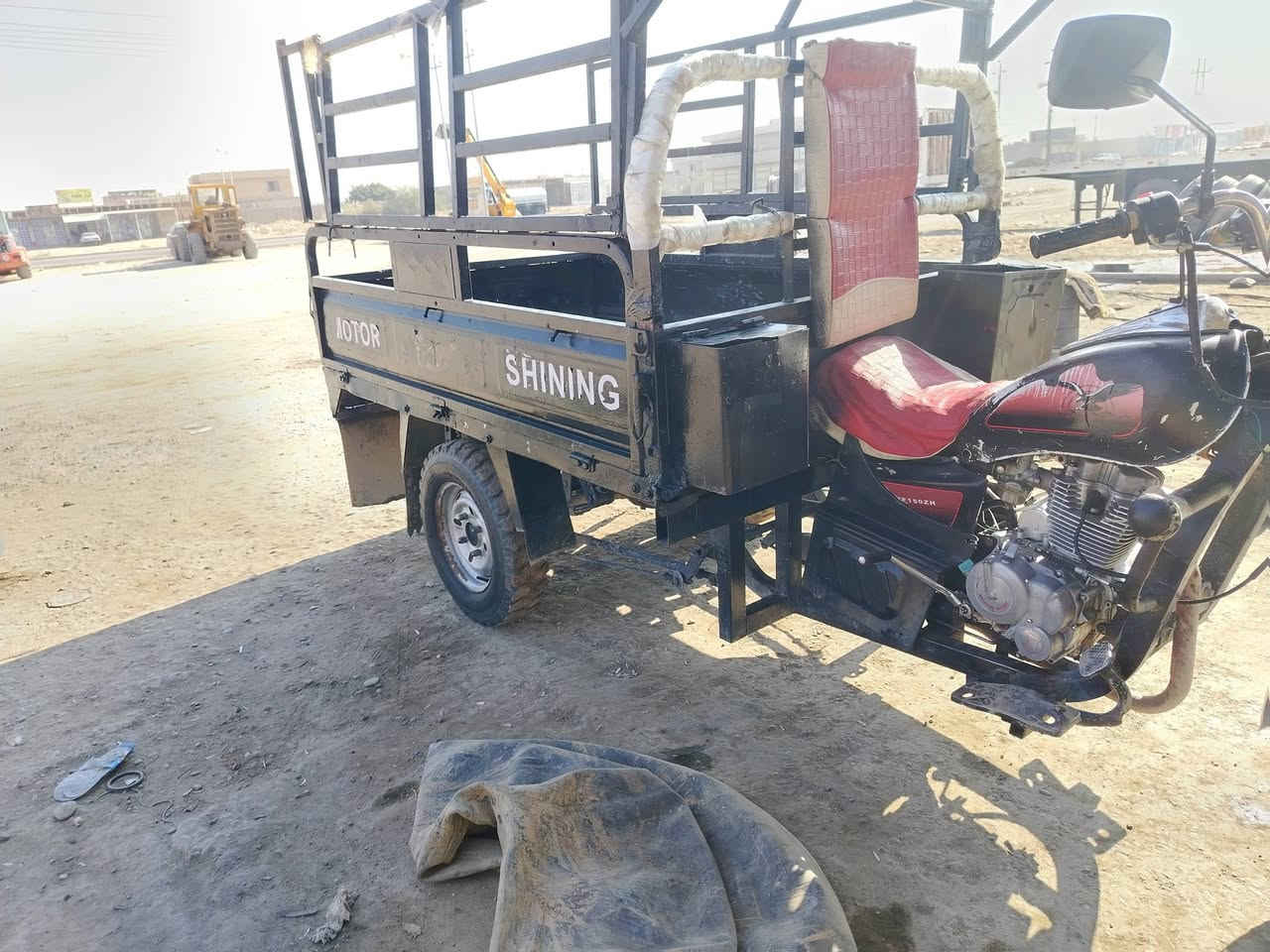 السلام عليكم  ستوتي البيع موديل 16السعر 600العنون بيجي قرب مطعم الزيتون  ملحض الهندر من اشقل بي ما يرجع وكربيتهي طفت ما اعرف شنو بيهي رقم ***********
