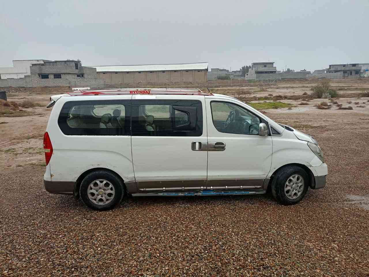 ٢٠٠٩ بغداد انكليزي باسمي بيها جاملوغ الخلفي بارد قليل تخم تاير مكينة كير اكسل كفالة ٥ ويل كب مكاني ديالى المقدادية سعرها ١٤٠ وبيها مجال بسيط 
***********
