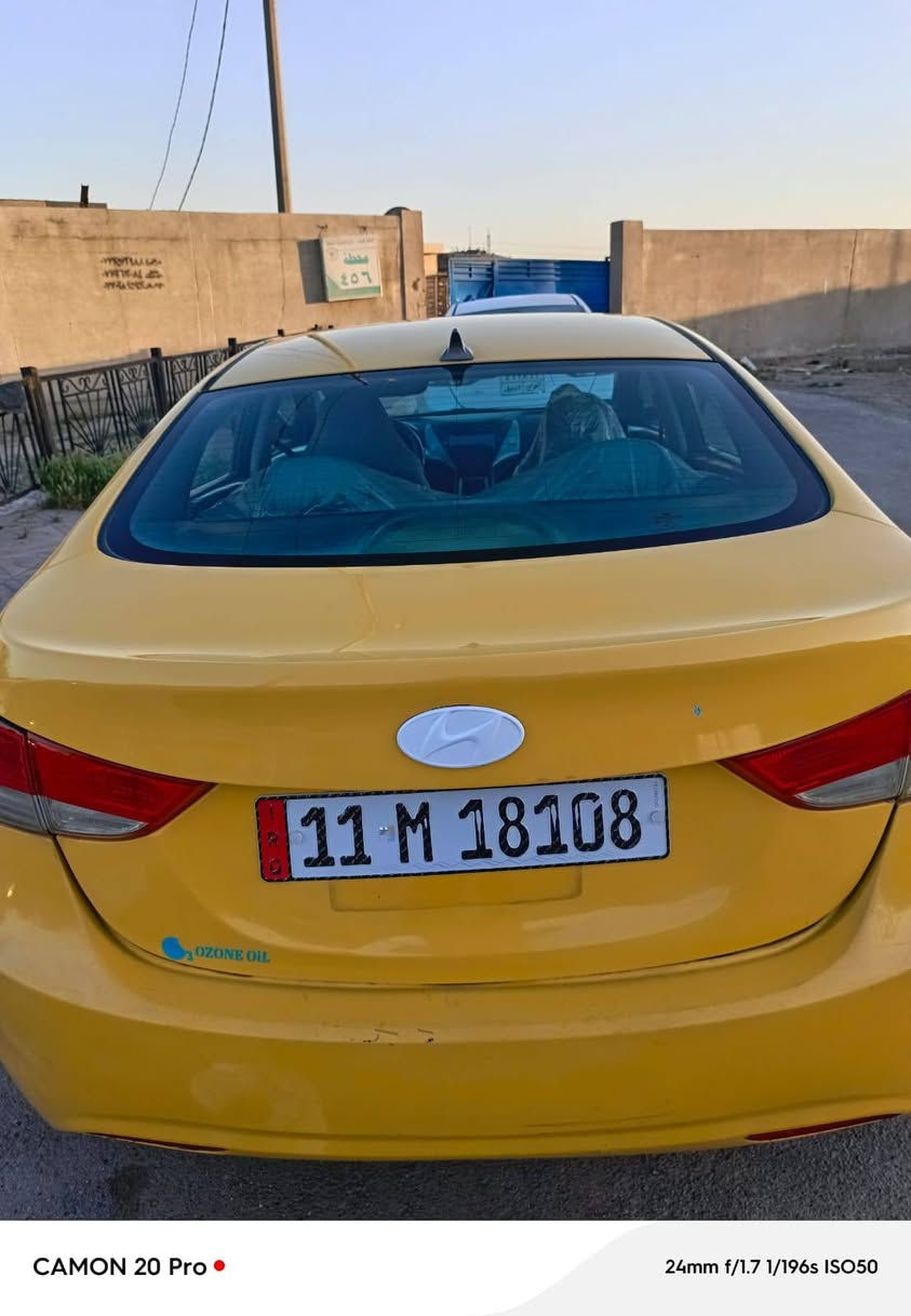 السلام عليكم اللنتره وارد امريكي  مديل 2012 ماشيه 200 كيلو متر لايت زنون كامره دواره  شاشه تحكم ستيرن جهتين سنويتها لحد 2027 حادثها  جاملق  الخلفي بدون دواخل سونار موجود السعر الطلوب 98 وبيها مجال الاتصال على الرقم *********** بي ويت ساب
