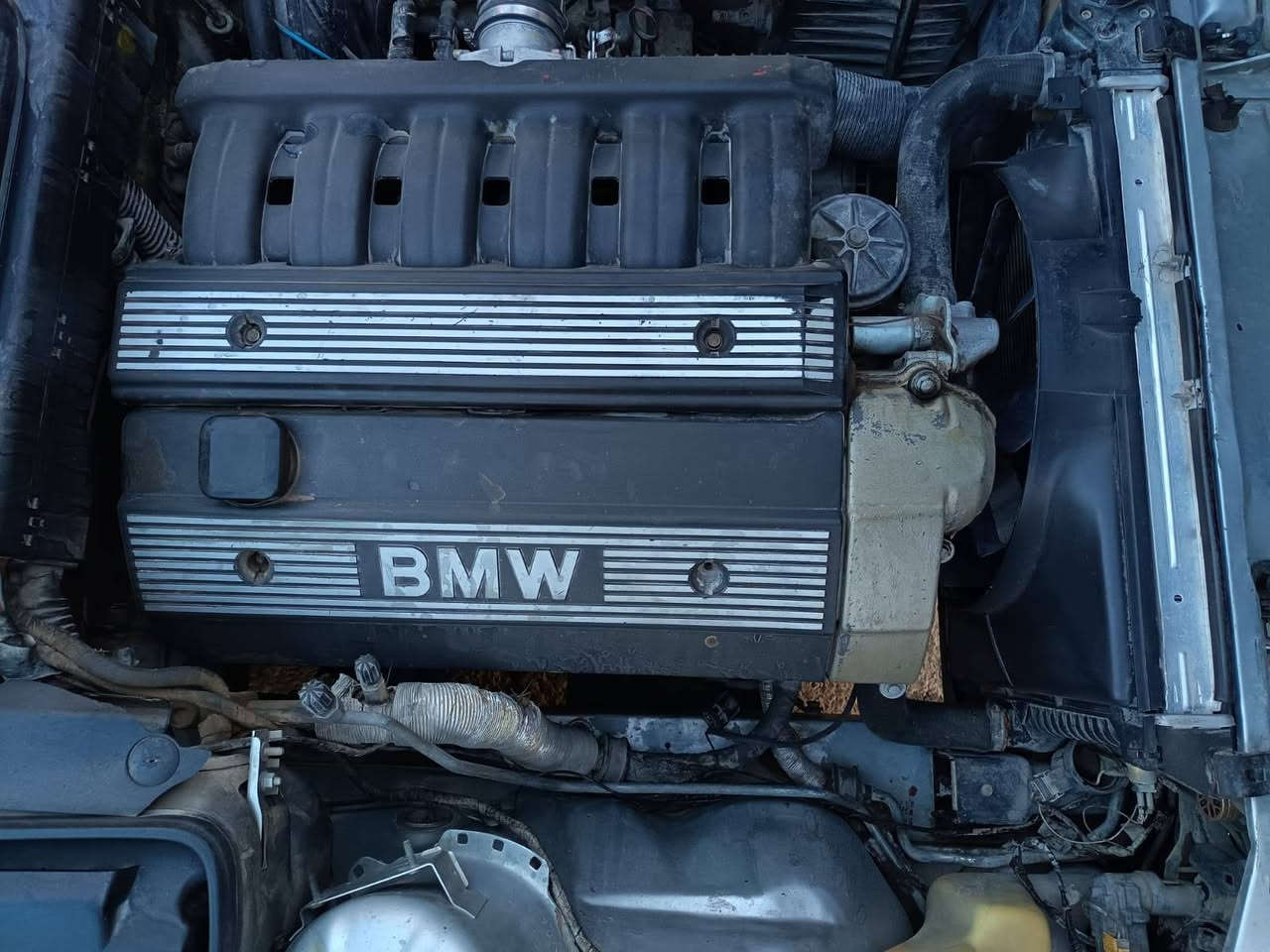 وهاذا رقم صاحب السياره 

***********
