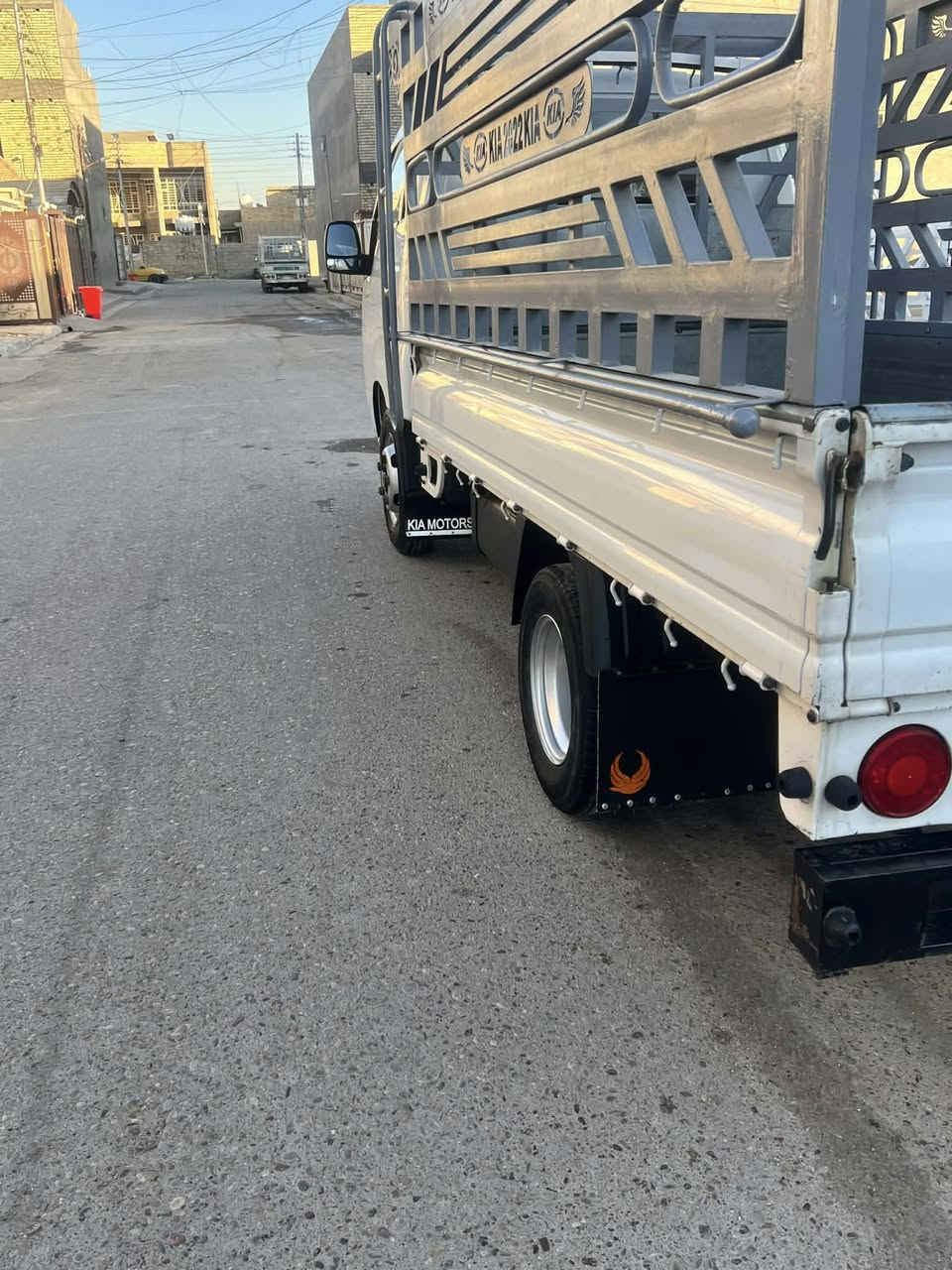 سلام عليكم كيه فحل موديل  19 كفاله عامه
جاهزه سياره  محور تاير 14  سعر 155 بيه مجال مكان سياره بغداد  ***********   ***********
