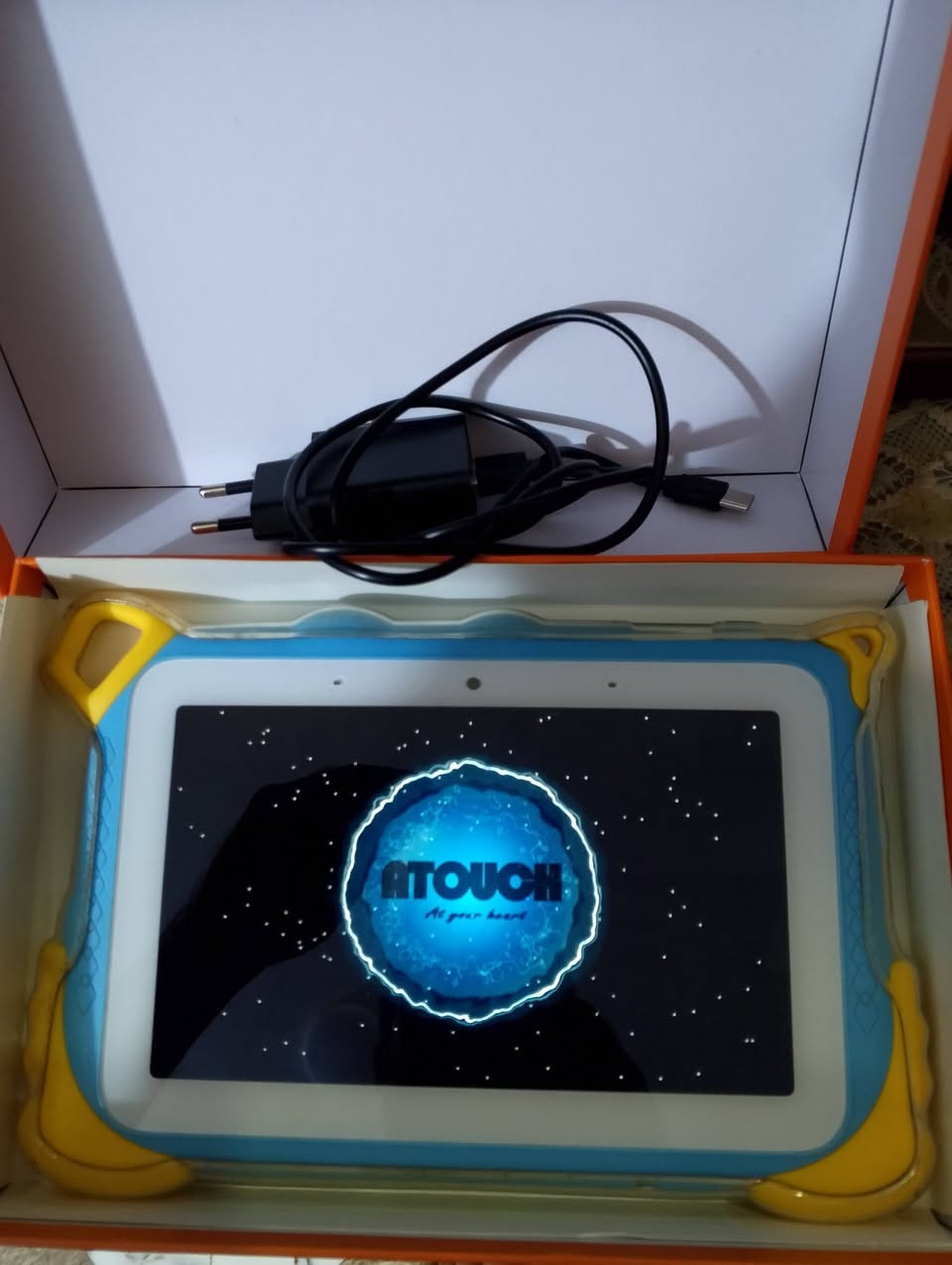 للبيع ايباد اطفال استخدام شهر
جهاز نظيف كل غراضه معه السعر 60 الف متواجد ع الفيس مكان الانبار للاتصال 
***********
