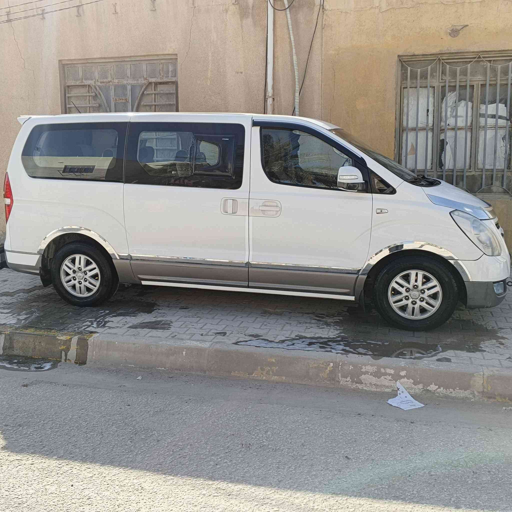 ستاركس موديل 2016 محوره مسكر مكينه سورنتو رقم بغداد ***********او ***********
