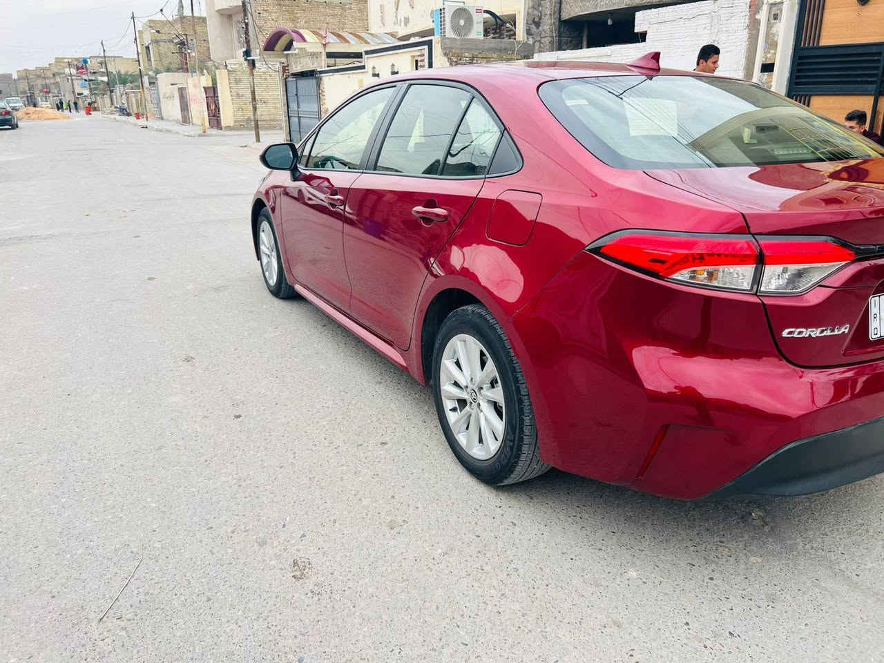 السلام عليكم 
للبيع كورلا 
امريكي هايبرد 
ياباني اصل 
موديل 2024
محرك1800هايبرد
السيارة ماشية20 الف
المواصفات بصمة 
تشغيل عن بعد 
رادار امامي خلفي 
تحديد مسار 
مثبت سرعة 
مانع انزلاق 
لد نهاري توقف ذاتي 
شاشة تدعم كار بلي 
نقطة عمياء 
٥ويل كروم
السيارة رقم بغداد باسمي 
(ملاحضة) تبديل قبق جنطة فقط
السيارة بدون ايرباك 
السعر 165 وبيها مجال
للاستفسار المكان بغداد البلديات 
***********
