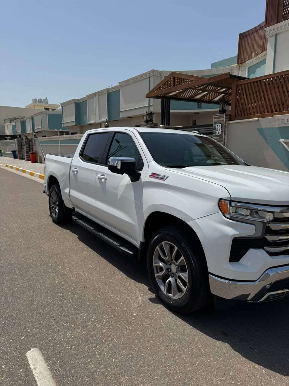 شوفرليت سلفادور 2024شكل الجديد وارد امريكي
حادث دعامية فقط مواصفات اربع كامرات رقم اربيل تحويل ثاني يوم بجم مغلفpof كفالة عامه السيارة جاهزة من جميع النواحي
ترهم بيع او مراوس بيوكن او تاهو او اي سيارة وارد خليجي 
مكاني بصرة 
السعر الاتصال :***********
