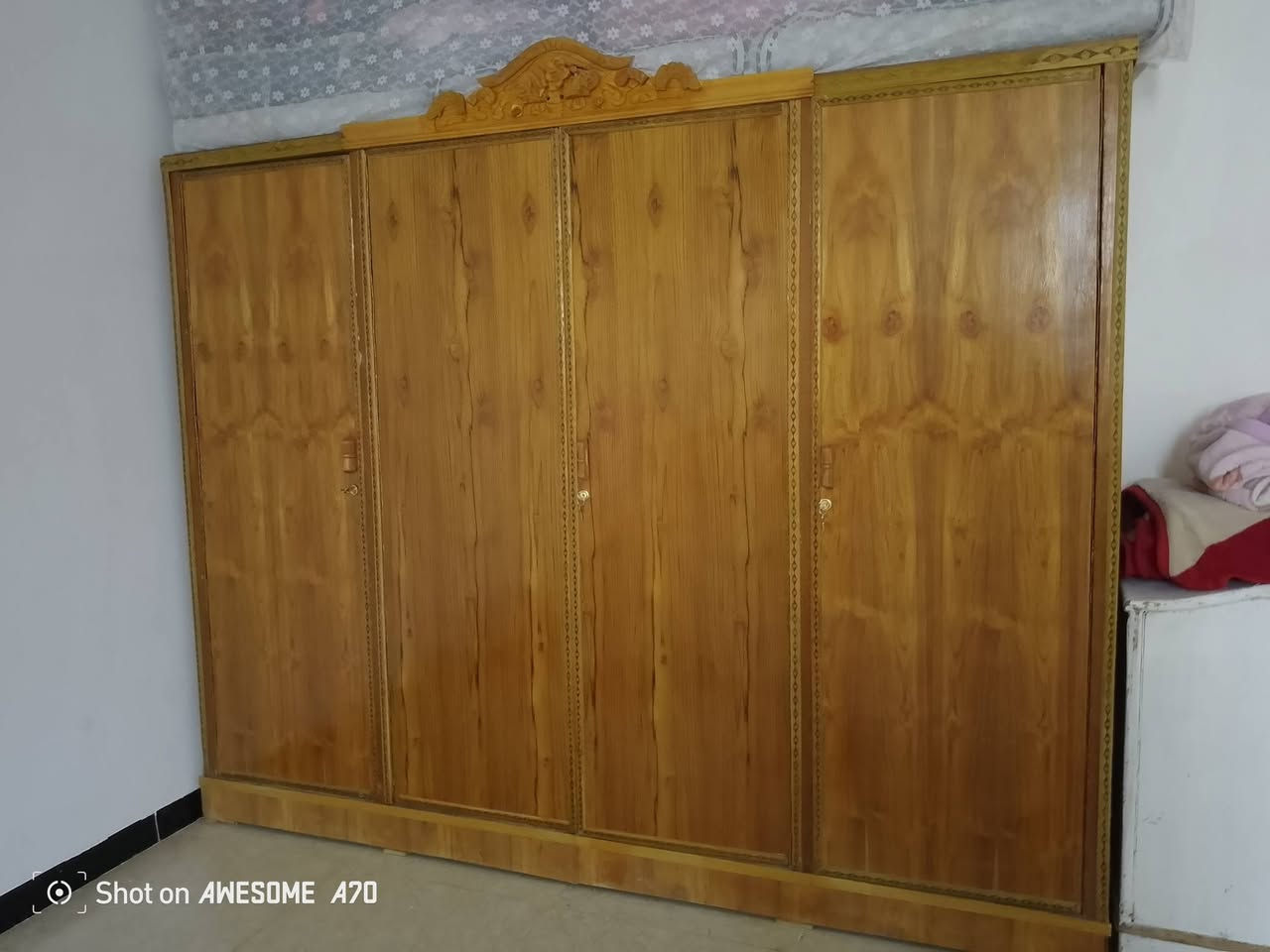 سلام عليكم كنتور اربع بيبان نضيف تسكام ما صاله هواي من سكمته بعده جديد للبيع مكان الدوانيه حي الامين قرب مجمع الامير السكني سعره خاص


**إذا كنت صاحب هذا الإعلان وتريد حذفه لأي سبب، رجاءا أرسل رسالة إلى الدعم الفني**