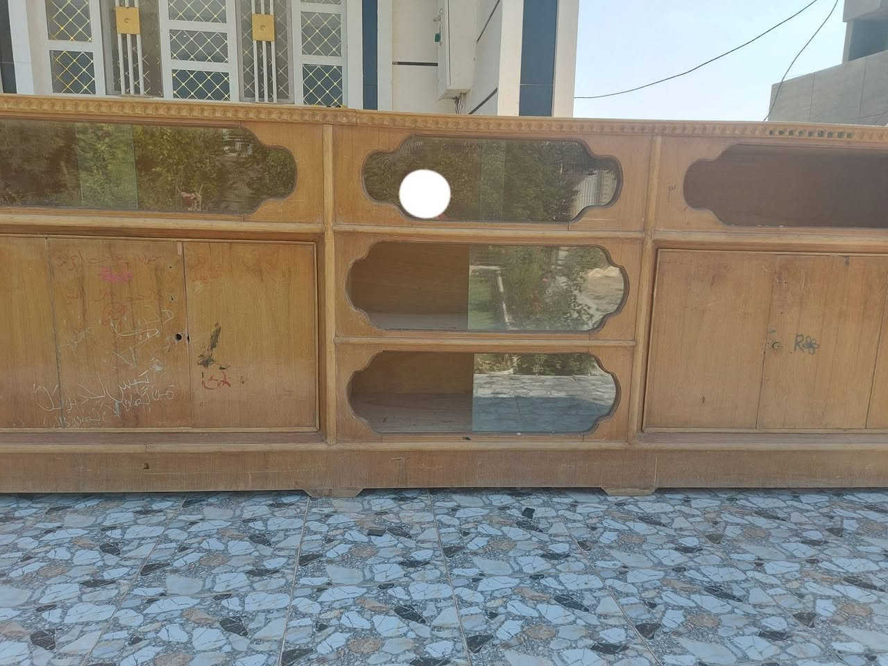 بوفيه للبيع الطول ٣ امتار ونص شغلها حطاطة حالتها جيدة السعر المطلوب ١٠٠ الف وبيها مجال


**إذا كنت صاحب هذا الإعلان وتريد حذفه لأي سبب، رجاءا أرسل رسالة إلى الدعم الفني**