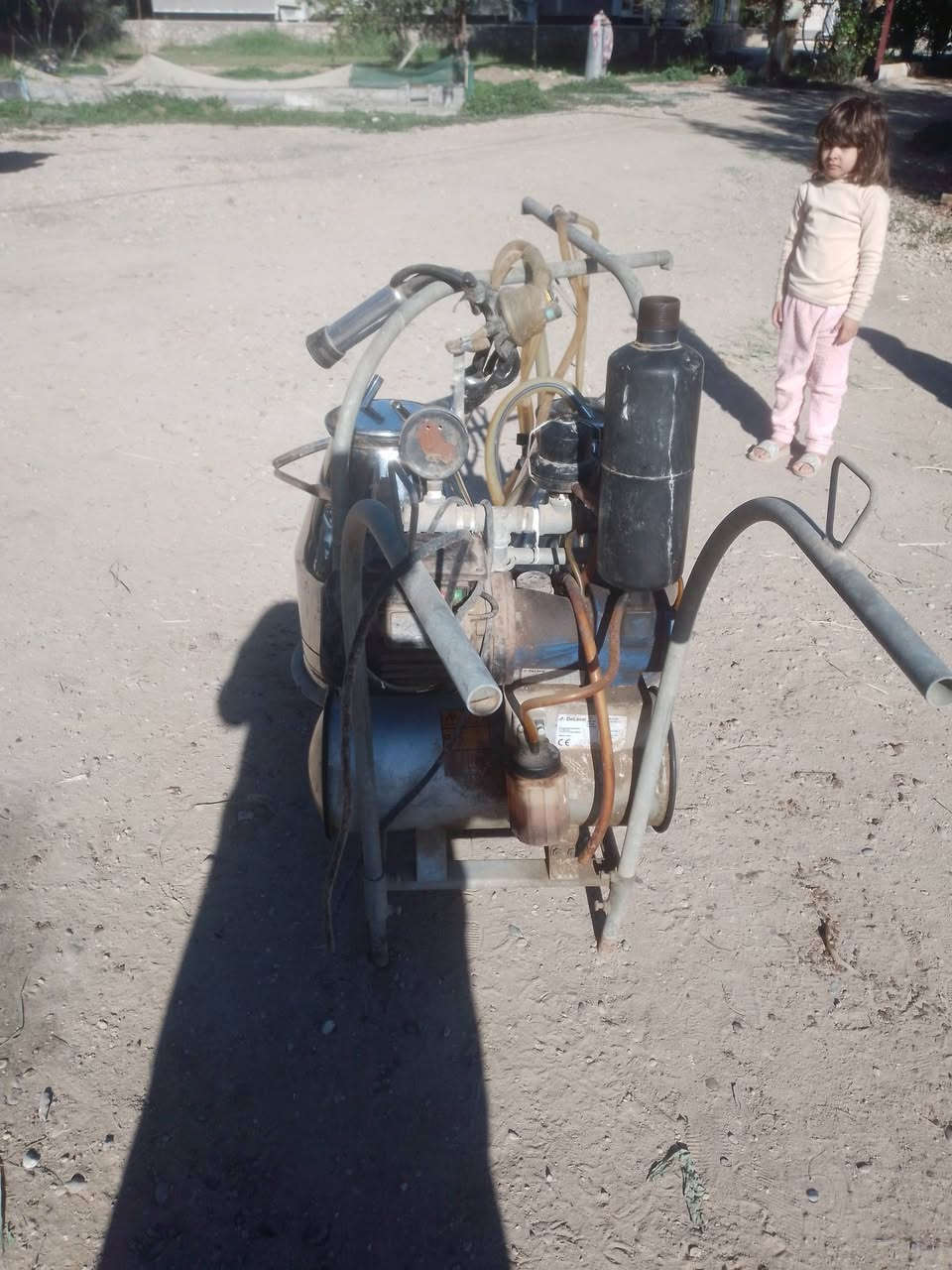 حلابه للبيع شغاله الاتصال على***********
