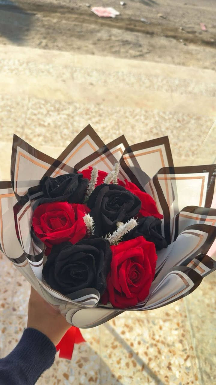 سبع البور شارع الألف مقابيل معرض الحسني ✨
ورد 
هدايا 
اكسسوارات 
مكياج
 عطور 
ألعاب اطفال 
توزيعات بأنواعها 
للأتصال ***********
