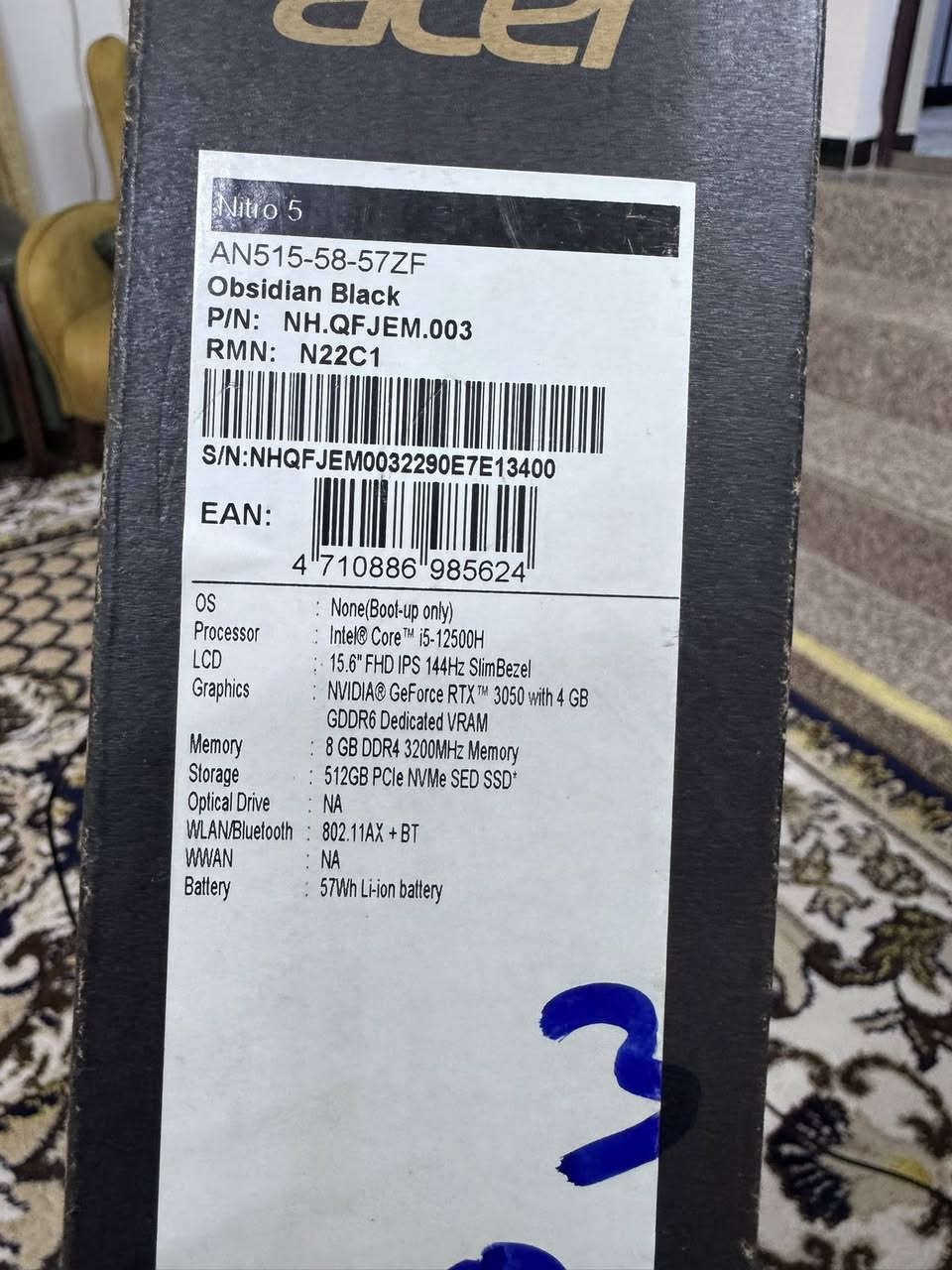Acer Nitro 5 لابتوب كيمنك للبيع
جديدة نظافتها ٩٨٪؜ وغراضها كاملة 
شاحنة اصلية والباكيت مالتها والكتلوكات 

📌 المواصفات:

المعالج : Intel core i5 جيل ١٢ فئة H اعلى فئة
كرت شاشة داخلي وخارجي
الكارت : NVIDIA GeForce RTX 3050 
4 VRAM 95 watt
الرام : 8 + 16 يعني 24 G /DDR4 (3200)
الهارد : 512GB NVME SSD + 512 HHD يعني 1 تيرا
 الشاشة : 15.6 بوصة FHD
معدل التحديث: 144 HZ
نظام التشغيل : Windows 11 Pro
الكيبورد : اضاءة RGB  للألعاب 
 الواي فاي: Wi-Fi 6 + Bluetooth
 المنافذ: USB-C + USB 3.2 + HDMI + LAN
 الكاميرا: HD
 
🎮 يشغل أغلب الألعاب الثقيلة بسلاسة مثل:
GTA V – Warzone – Red Dead Redemption 2 – Cyberpunk وغيرها.
💻 مناسب للألعاب، التصميم، والمونتاج
.
تجي وياها ٤ لعاب عربية قوية 
God of War Ragrnok
Little nightmares 3
Spider man
Dragon Ball Z Sparking Zero
.
السعر : ٩٠٠ الف وبيها مجال بسيط
المكان : بغداد / حي الجامعة 
الرقم : ***********
