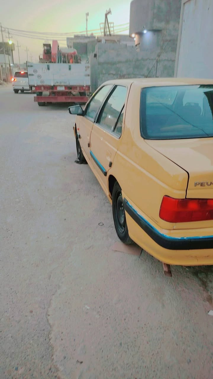 سياره بيج بارس للبيع العنوان الصالحيه بصره سياره قايمه انا ابيع لك بدون ماكينه اعطيك مكنيتها هديه سعر 30 ورقه تاخذ مصفر هيئه غرامات *********** موديل 15
