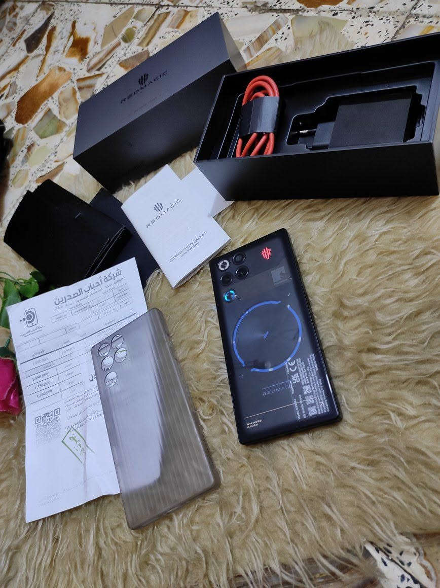 سلام عليكم اخوان جهاز REDMAGIC 11S Pro ريد ماجك 11 اس برو النسخه المحسنه اخواني جهاز جديد مستخدم يومين فقط وصل الشراء موجود دروات الشحن 2 فقط ذاكره 256_12+12 هذا النسخه المحسنه من البرو معالج 8 اليت جي 5 مكسور السرعه  ببطاريه 7500 تردد الشاشه 144 نسخه عالميه وكاله ضمان سنه اول جهاز الالعاب يجي بمعيار p69 ,ضد الكسر والماء والغبار مراوح تبريد وتبرد سائل بضهر اخواني الجهاز ماخذه مليون 350الف والوصل كدامكم انطي سعرك خاص او وات ساب اي سعر بالك ماكو اي مشكله او مراوس ايضا مكاني بغداد مدينه الصدر توصيل ماعندي ***********
