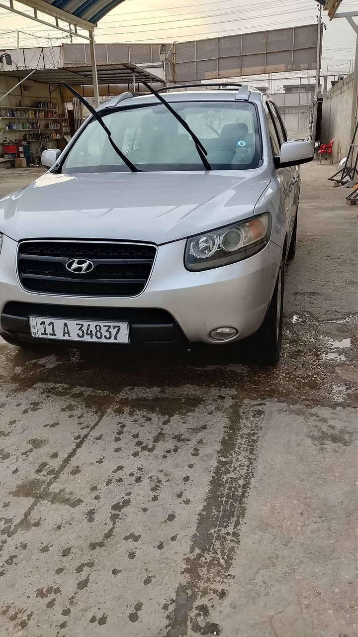 السلام  عليكم  سنتافيا 2008 سياره جديده سونار موجود بصور الكير ادامه كامله وعندي وصل ضمان 6اشهر تخم تاير جديد حداديه  جديده مابيها اي نقص رقم بغداد المكان كربلاء *********** سعرها 130قفل
