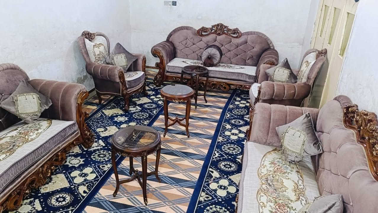 تخم 12 مقعد ملكي زان تركي تزكام درجه اوله معه طبلات 3 وكوشات هديه اسعر 425 لعنوان كربلاء بدايت امن اداخلي يوجد توصيل ***********
