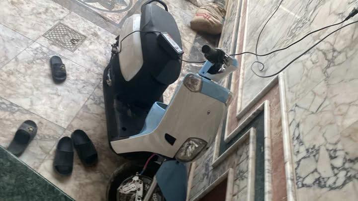 سلام عليكم  البيع  ماكس شحن دراجه جديده استخدام  قليل سعر ٨٠٠ بيهه مجال  القرنه السوق ***********
