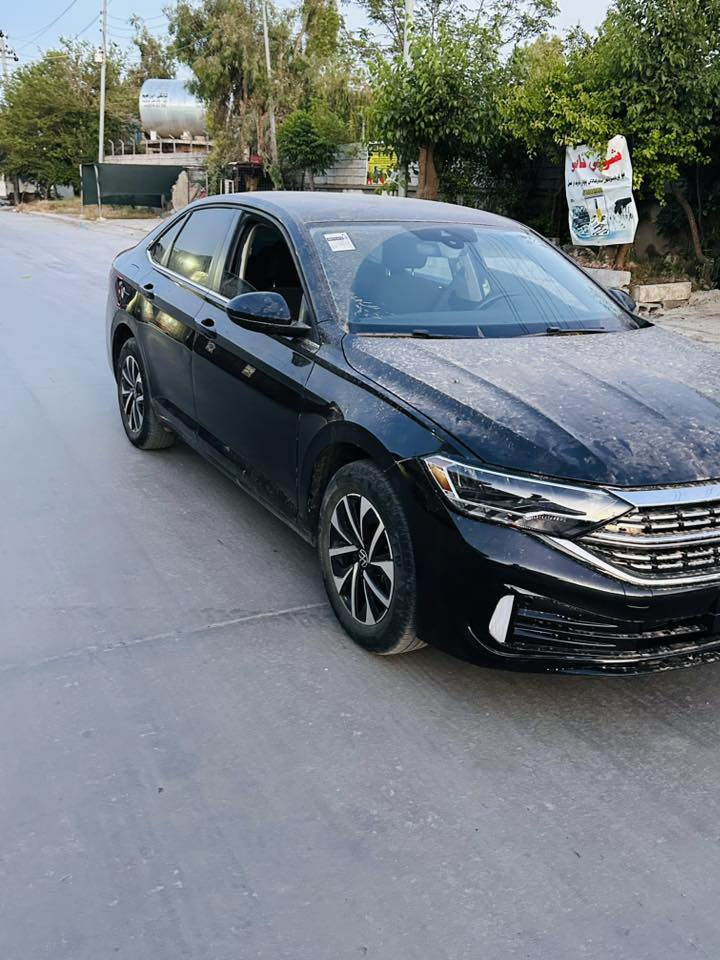 Jetta 2024 s
دوو پارجەی بۆیاخە بی ناوگرتن جەمەلاخ و بۆنیت رادار و دیاری کردنی خێرای و خەتی جادەو بێ مەسرەف ژمارکاتی ٣ مانگی لەگەڵە
نرخی ١٣٠
رەقەم شانسی 3VW5M7BU4RM103142
رەقەم تەلەفۆن ***********

