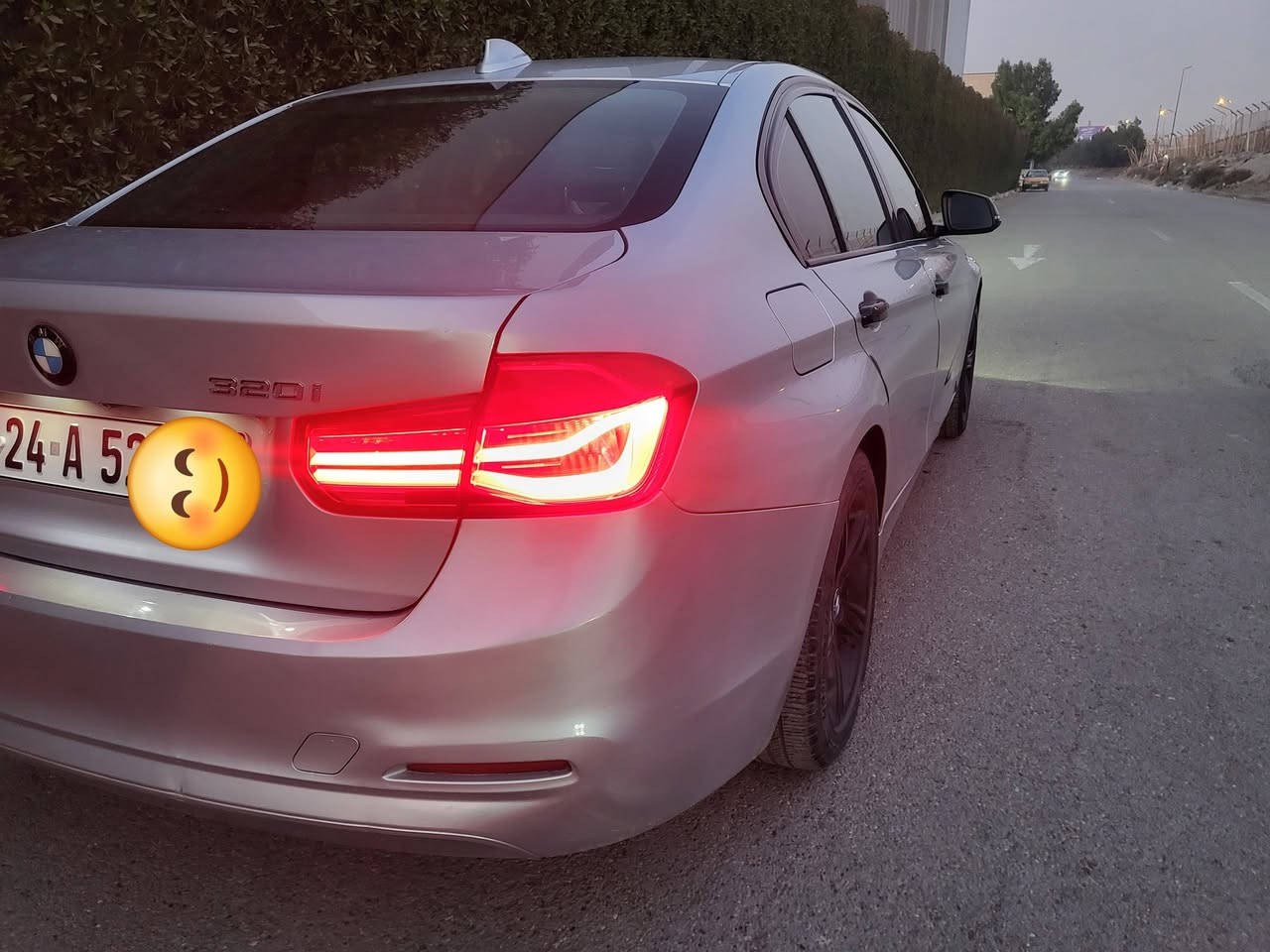 2018
320i
139$
سونار مرفق

محرك 2000
كشنات جلد
بصمه
ماشيه93000 ميل
***********
بغداد الكرخ
