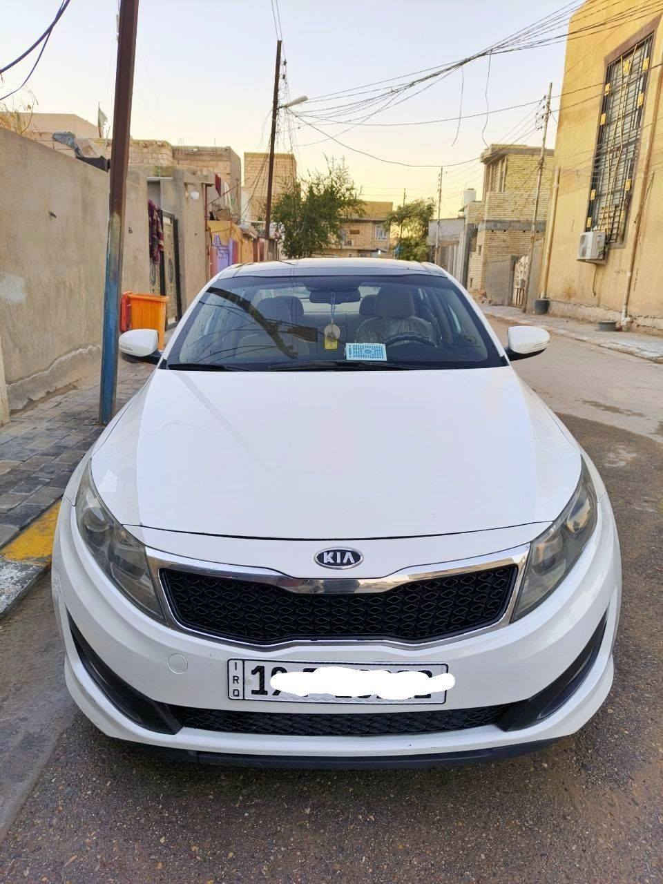 السلام عليكم
أوبتما موديل 2011 خليجي محرك 2400 المرغوب رقم كربلاء انكليزي... 
المواصفات ( مري شفط+ اشاير بالمري+ شاشة لمس+ كامرة خلفي+ بنوراما + تبريد قطعتين فووول عدا البصمة) 
مكفولة من الضربة والحادث والتبديل
 كير ومحرك وتبريد مكفولات 
بيه كم تكحيله وبارد اثر شخوط مثل ما موضح بالسونار المرفق
السيارة بأسمي مكاني كربلاء 
السعر 120  
للاستفسار *********** بي واتساب
