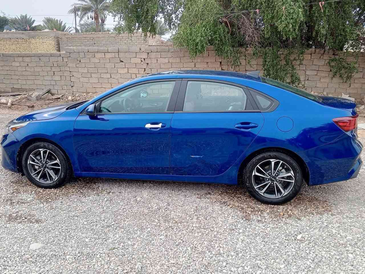 السلام عليكم فورتي معوقين واسط 2024 حادث باب اصلي مطابق نفس اللون وجاملغ جهه السائق مبدل السعر 145$ وبيه مجال لاستفسار اتصل ***********
