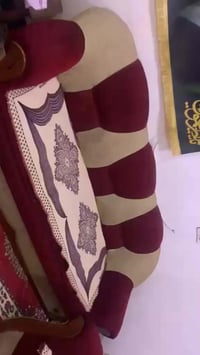 كنبة • تحتاج ترتيب بسيط • نجف مجمع بيتي