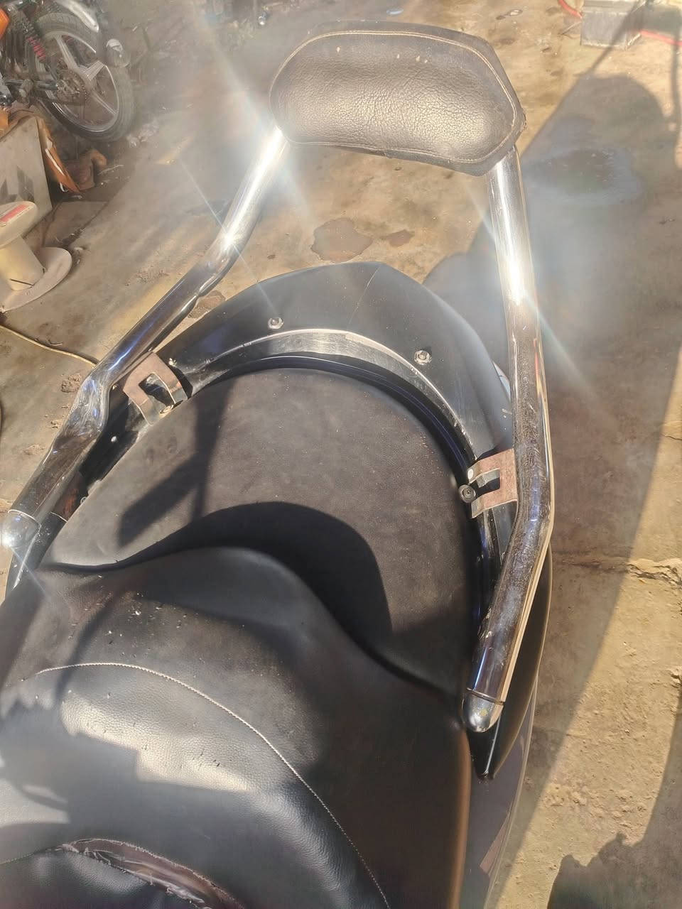 للبيع  السعر  80
***********
