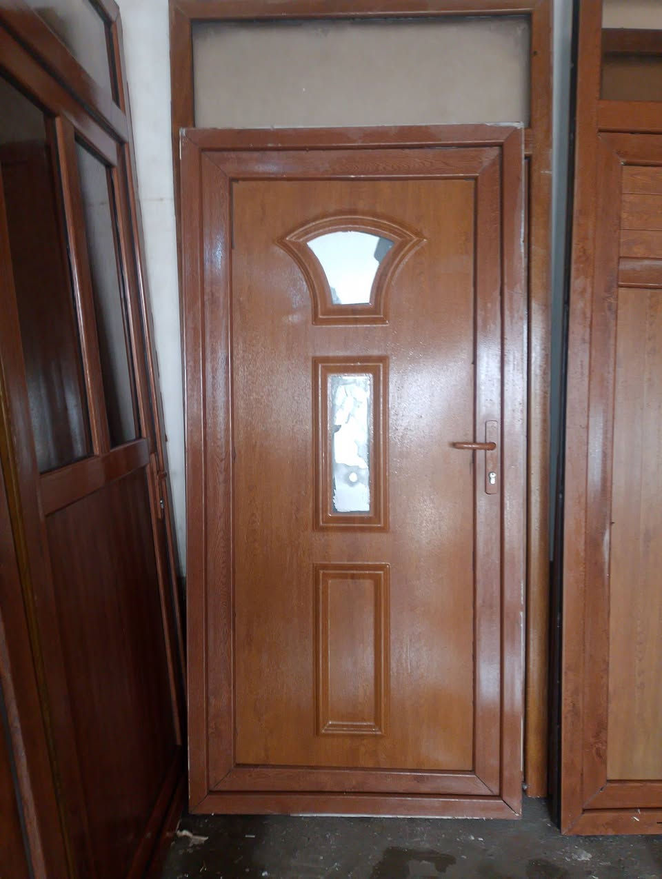 السلام عليكم ورحمة الله
وصلتنه وجبه جديده من ابواب وشبابيك بلاستك مستخدم ونضيف ابيض +جوزي +جام خانه احجام وقياسات مختلفه واسعار مناسبه يوجد لدينا معمل تصغير حسب القياس الي تريده 
أسعار الباب الابيض من60لحد 70
والباب الجوزي من75لحد 100
والشبابيك أسعار مختلفه من 60لحد 100
العنوان الشرقاط ساحل الأيمن قريه شكرا شارع العام محلات الحمودي هاتف 
***********
