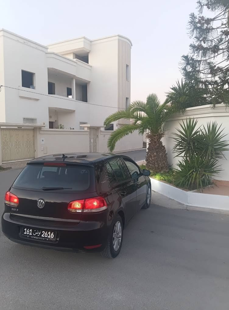 🧿🪬بسم الله مشاء الله 🧿 🪬 
Wolsvagen golf 6
Année 2012/9
5cv
Essence ⛽️ 
1.4
Km 203000 real
Tout les par brise d’origine 
4 vitres électriques 
Climatiseur en marche glace 🥶 
Fermeture centrale 
Jent allu 
Rétroviseur électrique 
Double clé 🔑 🔑 disponible 
Caméra arrière 
Écran tactile 
4 route neuf 
كرهبة باكو كل شيء على الدوريجين موجودة في قصرهلال 24444695 قصر هلال, المنستير


**إذا كنت صاحب هذا الإعلان وتريد حذفه لأي سبب، رجاءا أرسل رسالة إلى الدعم الفني**