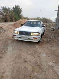 سياره للبيع زوج تاير وكير ومحرك بطه بكلايتات شغاله لا ظربه ولا صبغ بيه...