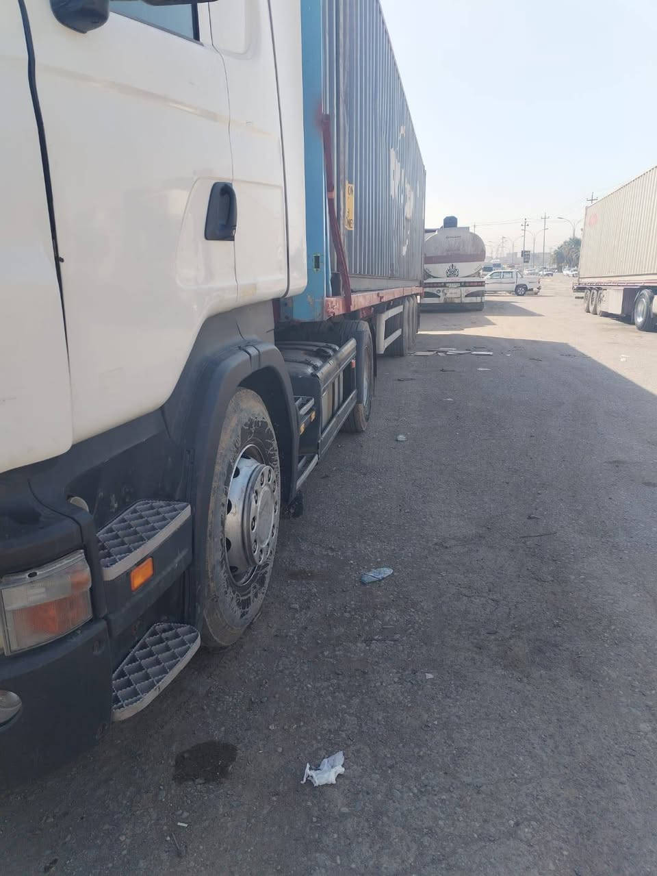 السلام عليكم اسكانيا للبيع2005رقم بغداد الجديد سياره مقفوله محرك عنوان السياره بابل جبلة  
***********
