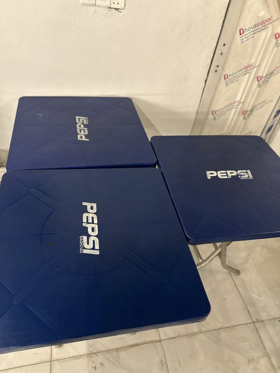 السلام عليكم
ميوزه عدد 9 سعر الميز 25 العنوان تقاطع النهروان الخنساء مجاور ماركت الذهب 
***********
