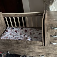 بابل المحاويل • سرير أطفال • قابل للتحول