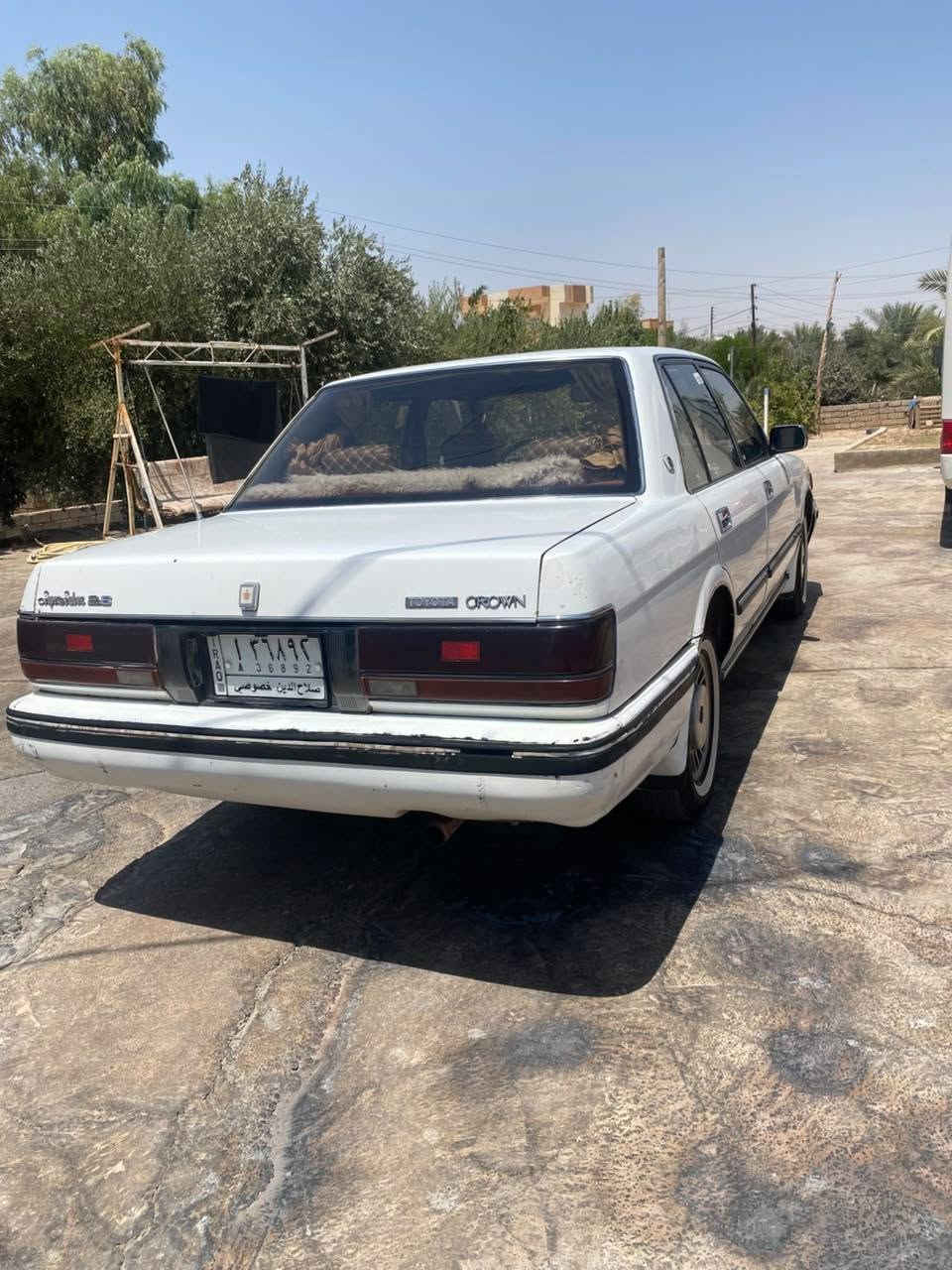 السلام عليكم سيدان للبيع
تدفئه تبريد شغال 
گير ومحرك بطه 
طخم تايرات جديد
داخلها مثل ماموضح بلصور شوي تعبان
رقم الماني 
شرط التحويل 
السعر 55 
تواصل 
***********
***********
