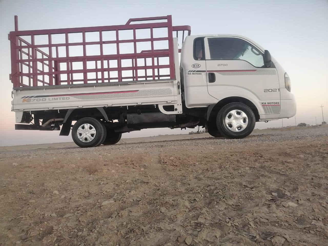 سياره كيه حمل للبيع موديل 2017نثيه
السعر 103
رقم بصره  سنويه مجده 2028 مشروع وطني
مكفوله كفاله عامه من ضربه وصبق وتبديل والشخوط شاهد الله  لا رصعه ولا شخط نضافه 100بل ميه اليدور جديد يخابرني سياره بكيت كلها وضع شريكه الف ما ذب عليها دواخل زيرو مغلفه وكامله سياره جاهزه
شاصي مامصبوق علئ البلاد البدي مامحمل بي
مشروع وطني بأي  محافظة تتحول رقم شاصي واضح تبريد ثلج اذا ماتشتري فدوه لا تعلق وسوك كلشي بي مكان سيارة ناصرية رقم الهاتف
***********
