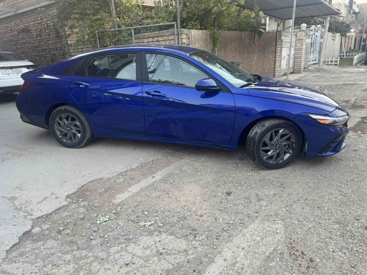 النترا 2024   للبيع فقط بدون مراوس 

بدون صبغ 
فئة SEL

حادثها جاملغ معدل بارد 
صور الحادث موجوده بالمنشور 
ماشيه 9000 ميل 

مواصفات : 
▪️بصمة 
▪️شاشة بانوراما 
▪️عداد الكتروني 
▪️كاميرا خلفيه 
▪️تحديد مسار 
▪️رادار جانبي 
▪️تحكمات ستيرن 
▪️مود درايف 
▪️تبريد بيانو 
▪️اناره داخليه 12 لون 

بدون رقم. بدون رقم 

السعر :  154 ورقه 💯💯

مكان السيارة 📍 بغداد - الدورة 

***********
