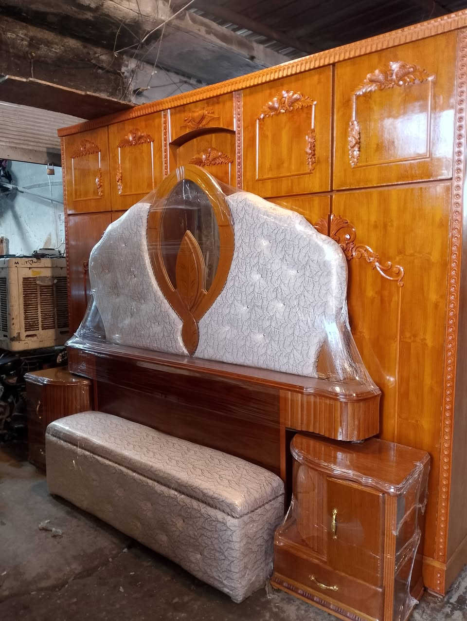 غرفه نوم للبيع مستعمله ملحق خمس باب جديدة موصل السعر 750الف قفل ***********
