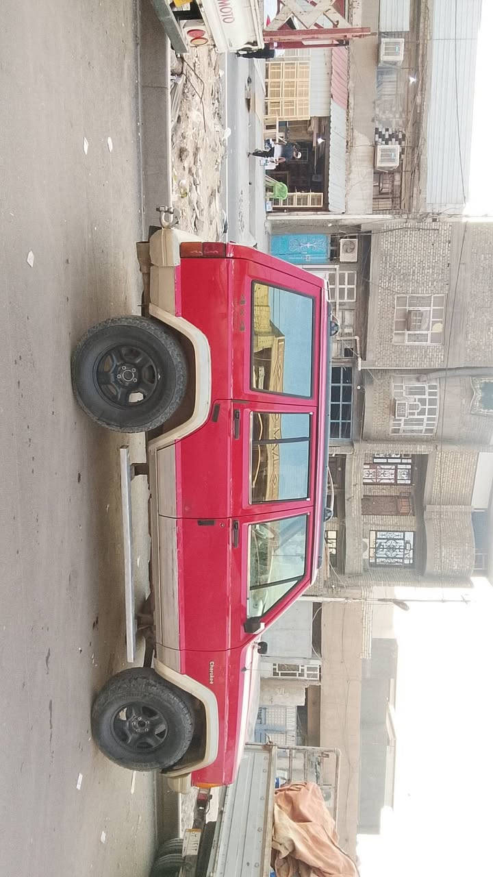 جيب مديل 1993محرك بلادي جديد تبريد داخل جديد عضمته جديد سعره 42 *********** مكانه بغداد
