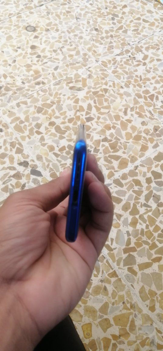 سلام عليكم عندي هاذه التلفون تي سي ال 10 بلاص بورد او خارطه محروكه الي عندو بورد  يرسلني والي يريد ياخذو ابيعو شاشه شرط شغل اصليه رقمي للتواصل ***********
