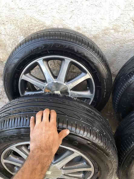 سلام عليكم للبيع ويل كبّ نجمه حجم ١٦ تخم تاير نضيف جداً سعر ٤٠٠ مكاني كربلاء
***********
***********
