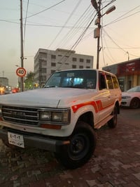 لاندكروزر • ١٩٨٦ • مكينة V6