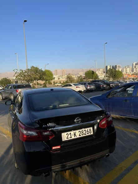 ئالتیمای ۲٠۱۸ ئێس ئێلی رەش 
مواسەفات: 
کوشنی هیتەر 
سوکانی هیتەر
راداری ئاوێنە و جادە 
ئاوێنەی دژە فوول 
لییدی ئاوێنە 
کوشنی جلد
تەبریدی نیزام سبلیت 
تەبرید مەرکەزی 
بەردی ئەگزۆزی بیلادی گێر و مەکینەی نەکراوەتەوە بە شەرت
بۆنیت بۆیاخ
چەمەلەخ گۆراوە بە بیلادی
نووکی سەخفەکەی دوو چالی تییایە رەقەم و سەنەوی هەتا ۲٠۳٠ تازەیە 
نرخ۱۳۲ گەڵا بە مەجالەوە   ژ.م ***********
