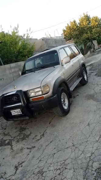 ئە و گوڵە بۆفرۆشتن  گیرو مە کینە و ئە کسلوو  هه موو گیانی بە شرت   تە بریت سە لاجە  دە بڵ ئە کسل  فولە  سە یارە کە چرپە ی تیانییە  بۆفرۆشتن نرخ 48گە ڵا  مە حامە لیکی  کە م  سە نە وی لە گە ڵە     ژمارە مووبایل 075102704 96 بشدار
