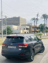 سورنتو موديل 2017  حادث جاملغ وبنيد فقط  المواصفات  شاشه كبير+كامره  ح...