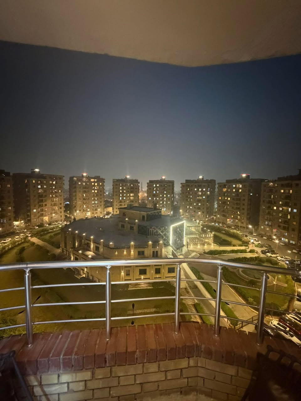 ✨ إعلان مميز – فرصة لا تُعوّض شقة متبقي عليها قرض في مجمع ايادي بسكولاته✨
🏢 شقة للبيع مع قرض متبقي 100مليون ينقص من المبلغ الكلي
📍 مجمع أيادي بسكولاته السكني🏡 ✨ إعلان مميز – فرصة لا تُعوّض ✨
🏢 شقة للبيع مع قرض قائم
📍 مجمع أيادي بسكولاته السكني

🔹 المساحة: 195م
🔹 مؤثثة بالكامل
🔹 3 غرف نوم
🔹 صالة + مطبخ
🔹 حمامين
🔹 بلكونتين (2)
🔹 إطلالة مباشرة على المول 🛍️
🔹 موقع مميز داخل المجمع

💰 متبقي عليها قرض: 100 مليون
(يُنقص من المبلغ الكلي للشقة)

📢 نستقبل جميع العروض
🏡 بيع – إيجار – استثمار
🤝 بعمولات مناسبة وتنافسية

📞 للاستفسار والتفاصيل:
***********☎️

#عقارات #عقار_بغداد #شقق_للبيع #شقق_للإيجار #استثمار_عقاري #فرص_استثمار #مجمعات_سكنية #مجمع_ايادي #ايادي_بسكولاته #حي_العدل #بغداد #العراق #شقق_مؤثثة #قرض_عقاري #سكن_راقي #عروض_عقارية #تملك_شقة
#اطباء #دكاترة #موظفين #موظفي_الدولة #موظفين_كافة #كافة_الشرائح #مهندسين #تدريسيين #كوادر_طبية #قطاع_خاص #دوائر_الدولة
