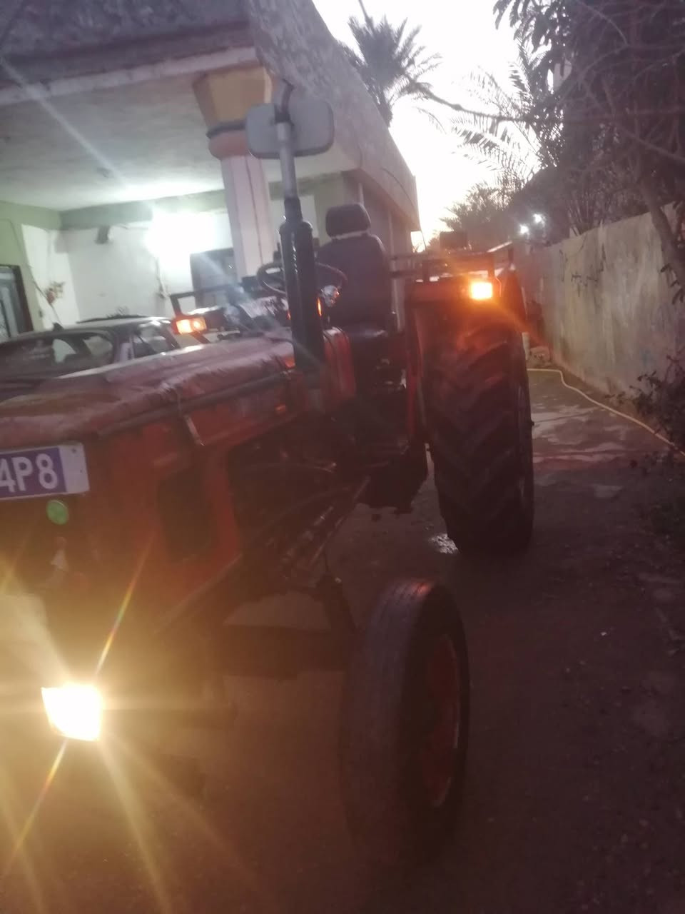 سلام عليكم مكينه عنتر ٨٥ محرك كير مكفولات
رقم وسنويه بيهة كهربائيات شغاله سلف لايت بك لايت
مكان ديالى الخالص لاتصال ***********
