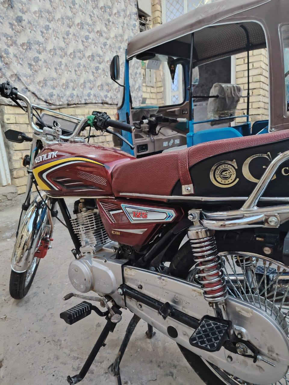 للبيع تايكر موديل 25
5 كير اوراق كفاله عامه محرك برغي مامفتوح بي 
صالنصه كاتم دشبول تاب كهربائيات كلها شغاله مابي نقص برغي 
السعر 700 وبيها مجال / بابل / القاسم ***********
